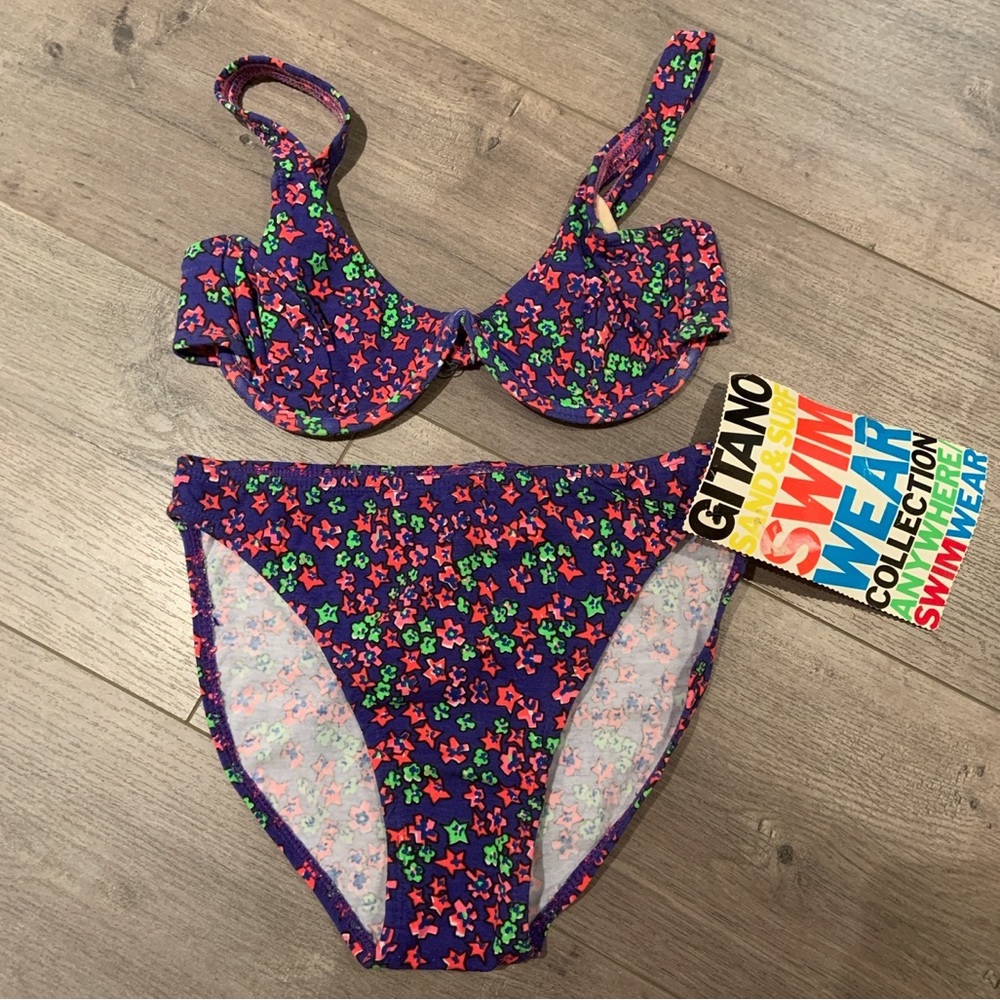 **SOLD** Vintage 90’s bikini